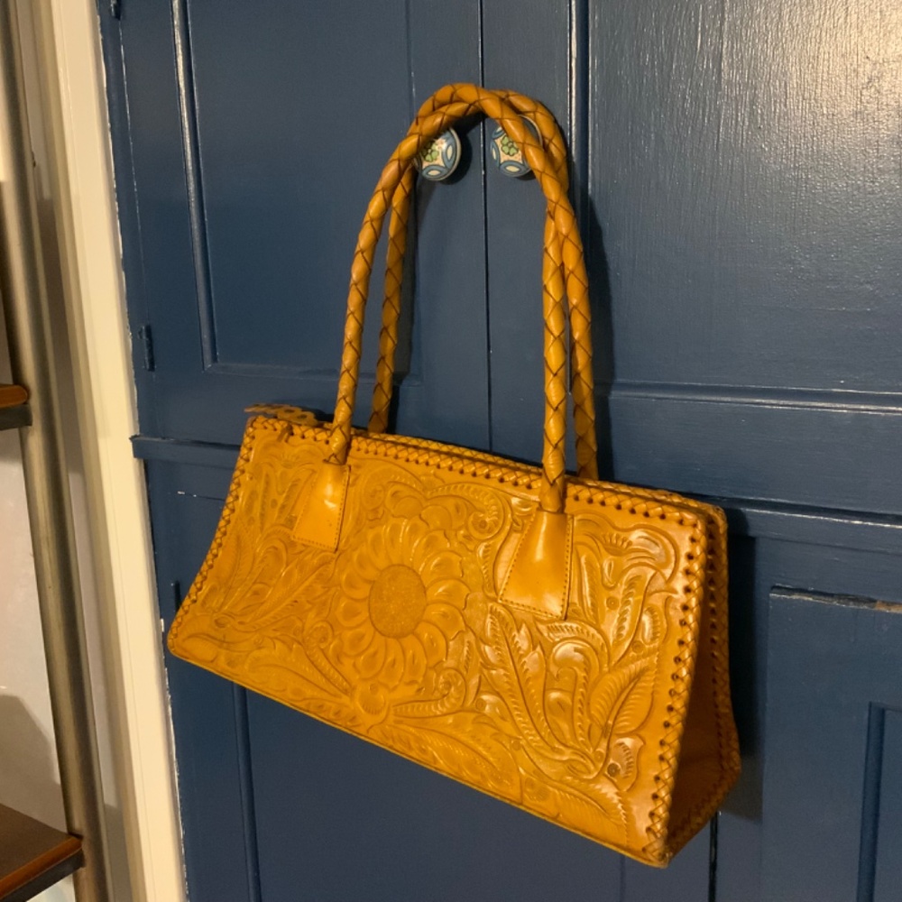 Alejandro Yeo Hand Tooled Leather Bag - Picture 13 of 16